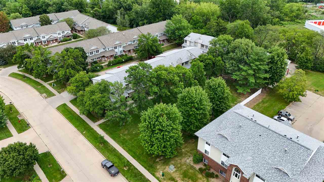 218 West Side Drive Iowa City IA 52246