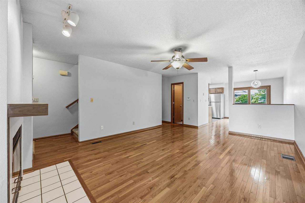 218 West Side Drive Iowa City IA 52246