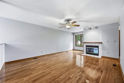 218 West Side Drive Iowa City IA 52246