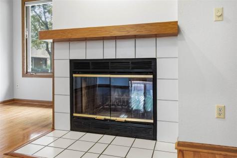 218 West Side Drive Iowa City IA 52246