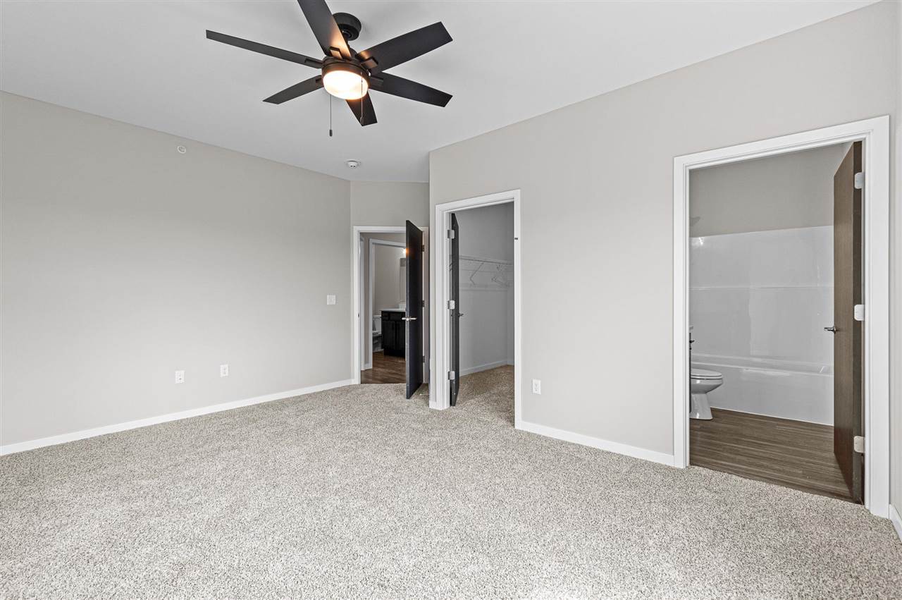 2875 Spring Rose Circle #302 Coralville IA 52241