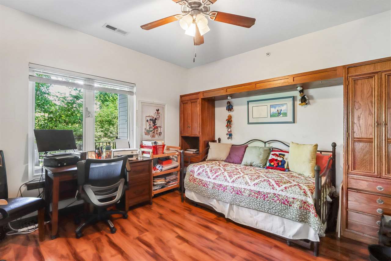 1092 Walnut Avenue Riverside IA 52327