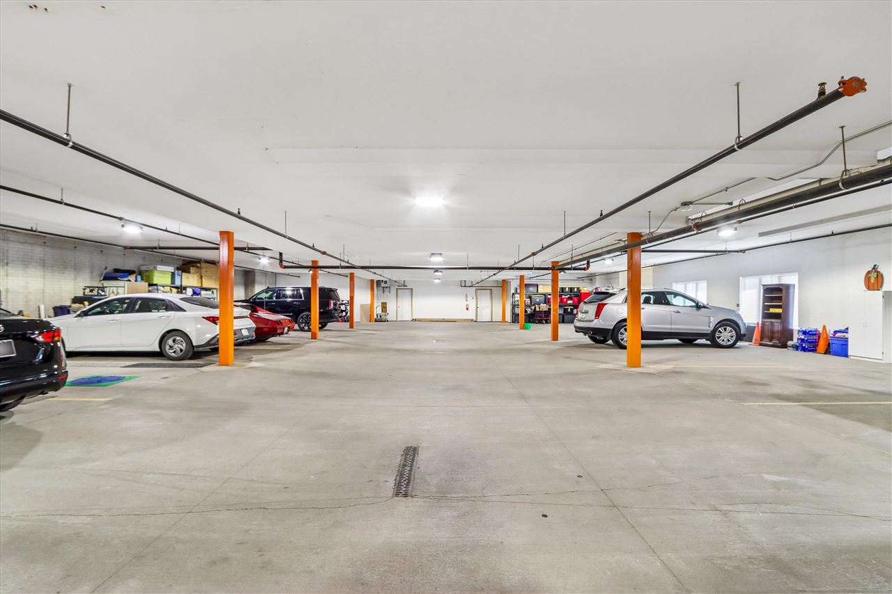 1092 Walnut Avenue Riverside IA 52327