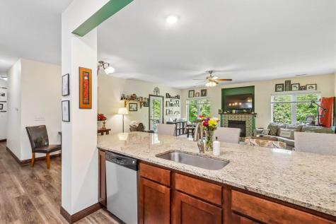 1092 Walnut Avenue Riverside IA 52327
