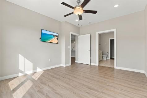 1920 Country Club Drive #203 Coralville IA 52241