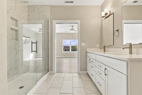 1920 Country Club Drive #203 Coralville IA 52241