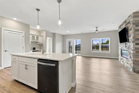 1920 Country Club Drive #203 Coralville IA 52241