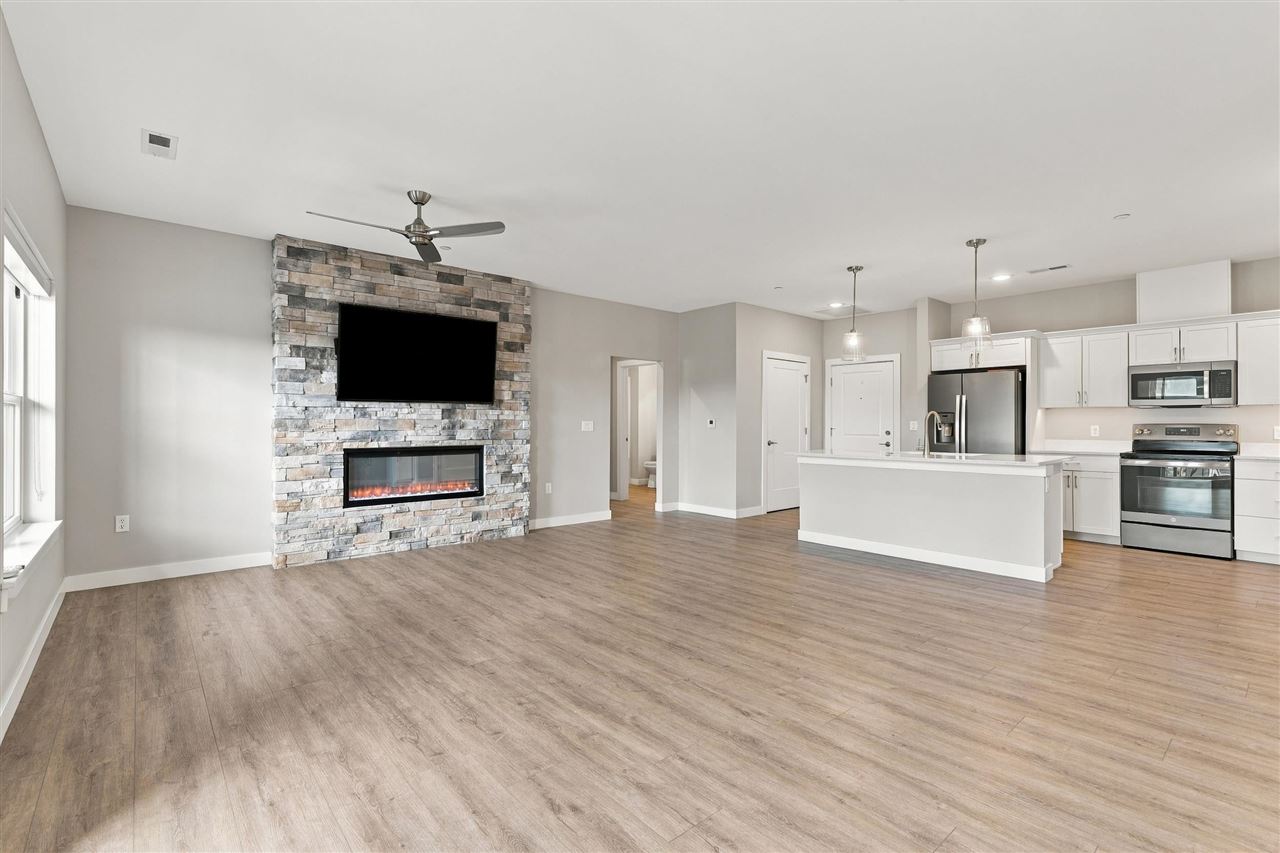 1920 Country Club Drive #203 Coralville IA 52241