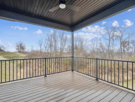 586 Maclan Circle Iowa City IA 52246