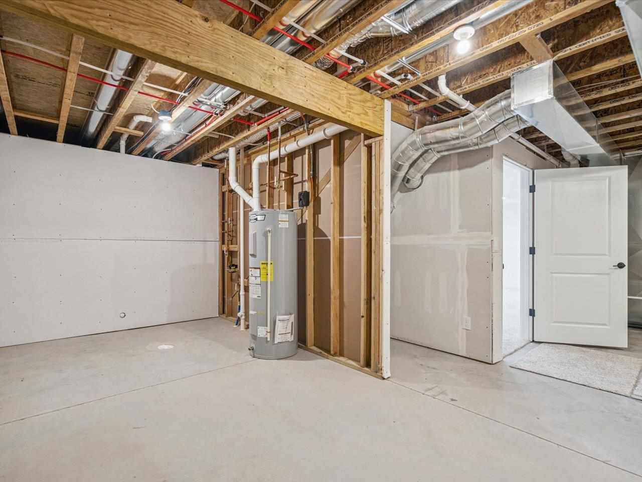 586 Maclan Circle Iowa City IA 52246