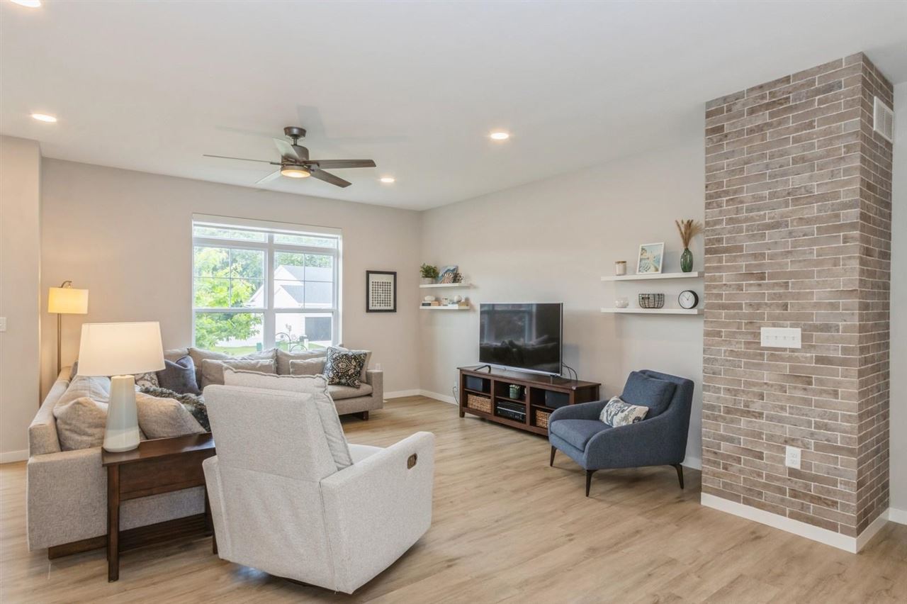 4869 Preston Iowa City IA 52246