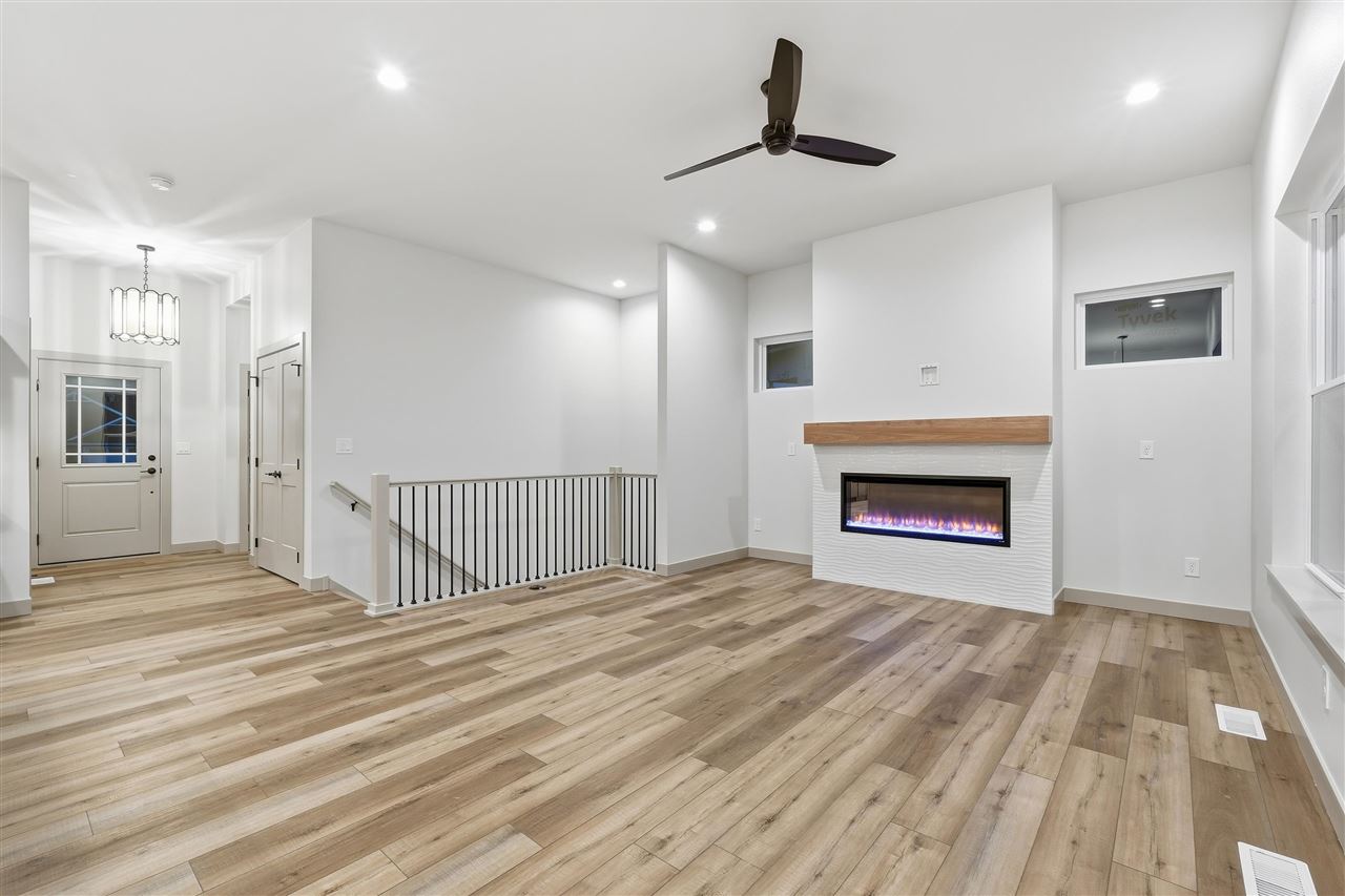 675 Maclan Court Iowa City IA 52246