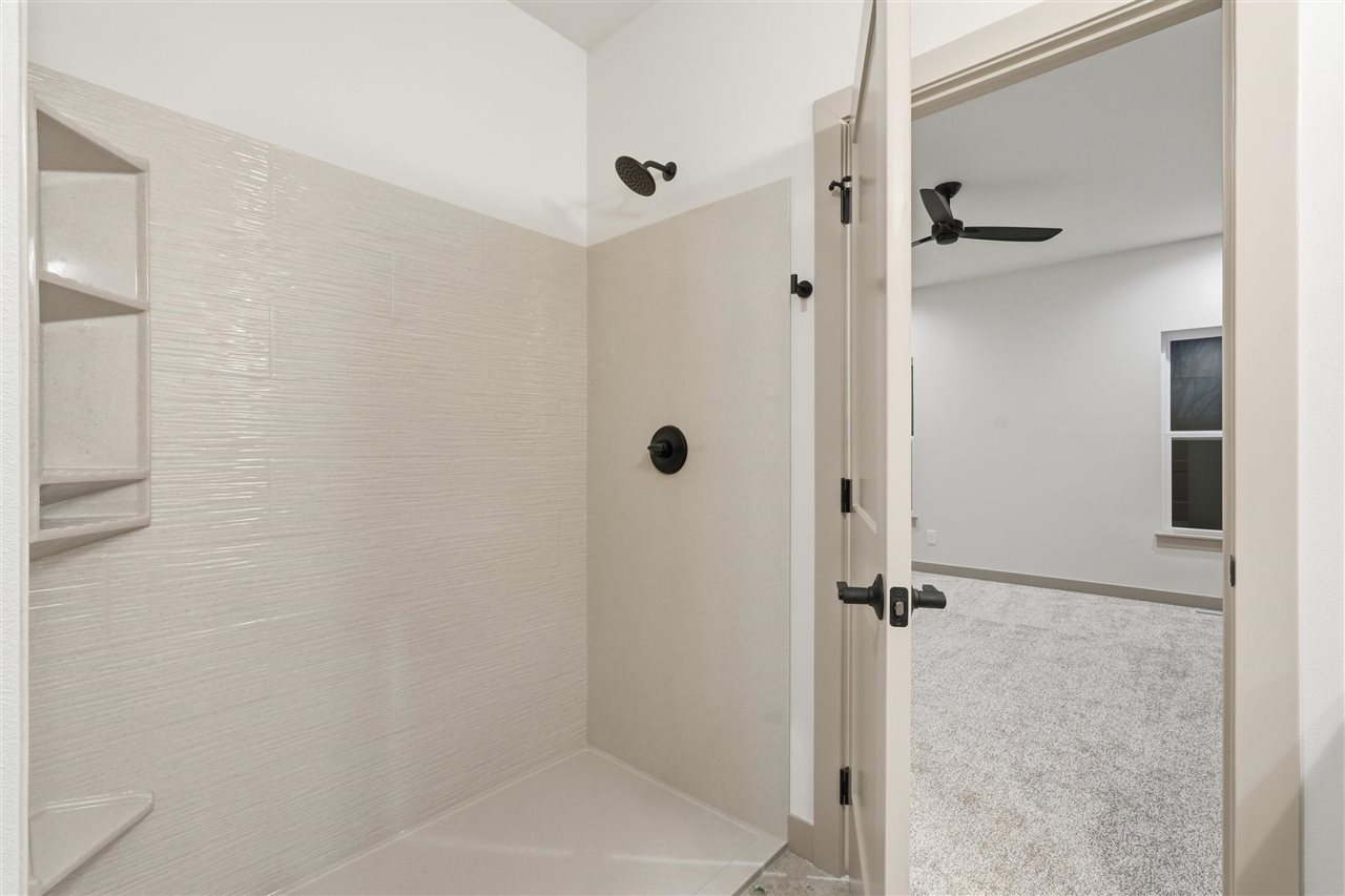 675 Maclan Court Iowa City IA 52246