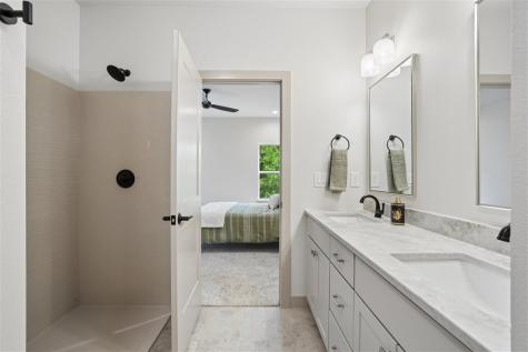 675 Maclan Court Iowa City IA 52246
