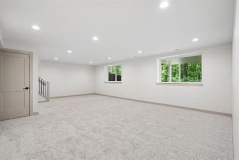675 Maclan Court Iowa City IA 52246