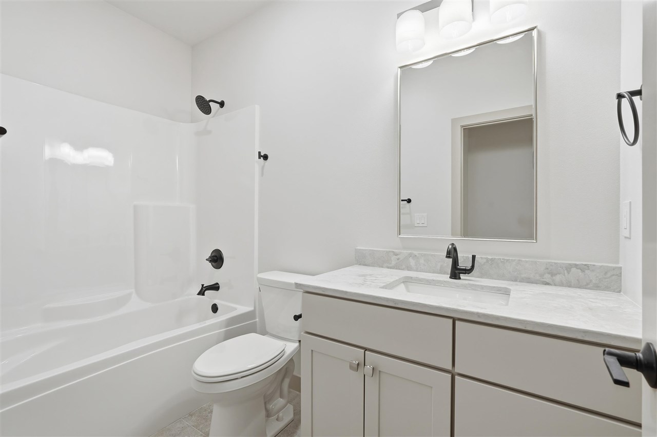 675 Maclan Court Iowa City IA 52246
