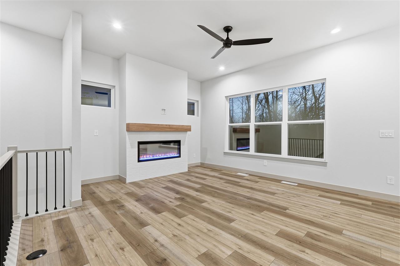 675 Maclan Court Iowa City IA 52246