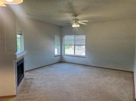 4385 Berkeley Lane Iowa City IA 52245