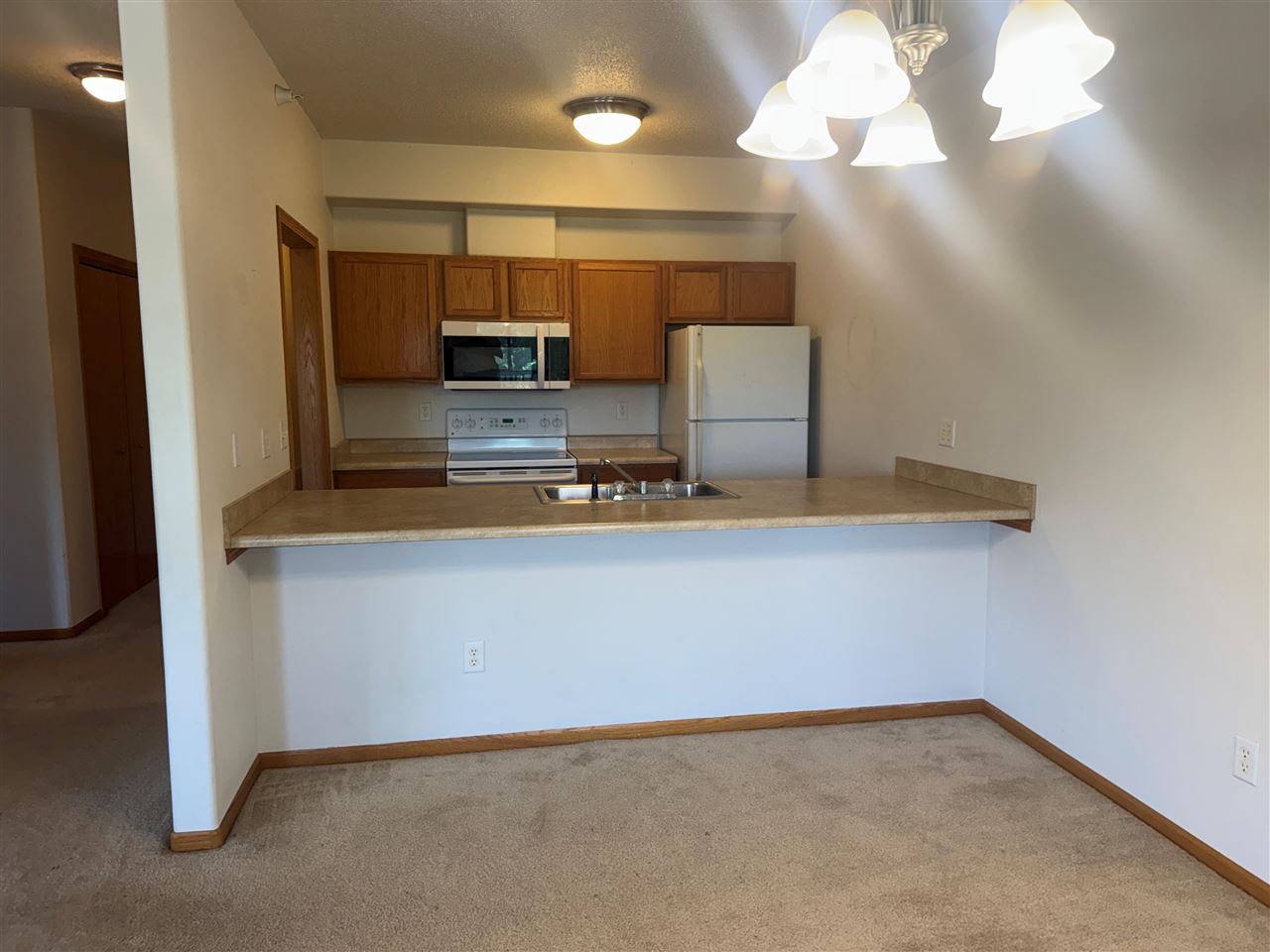 4385 Berkeley Lane Iowa City IA 52245