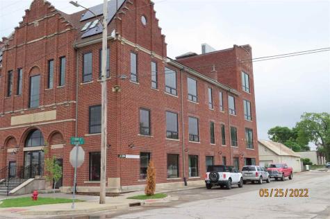 130 S Dubuque Street Solon IA 52333