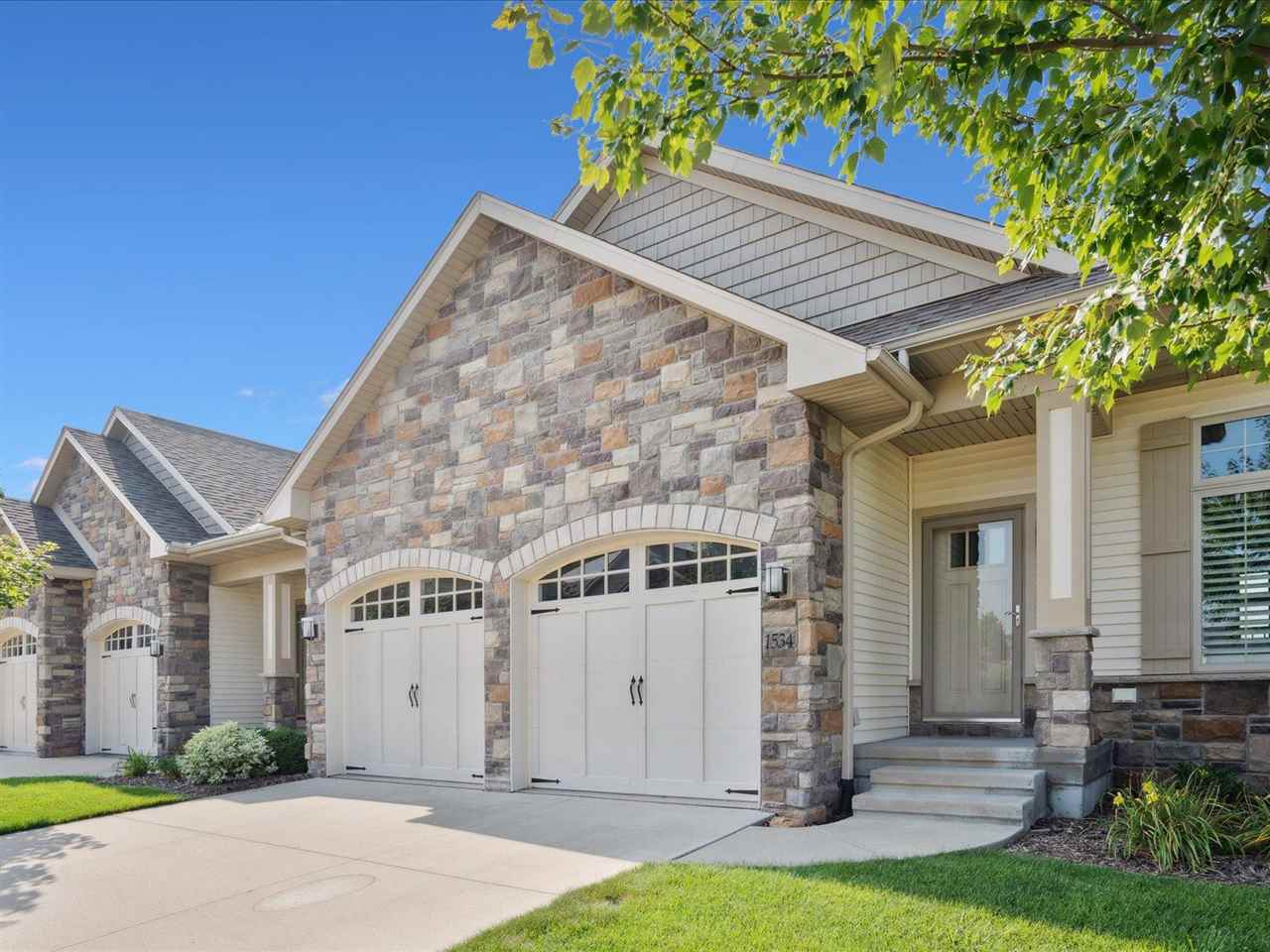 1534 Cedar Vista Lane North Liberty IA 52317