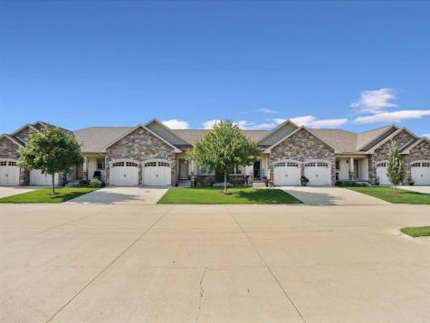1534 Cedar Vista Lane North Liberty IA 52317