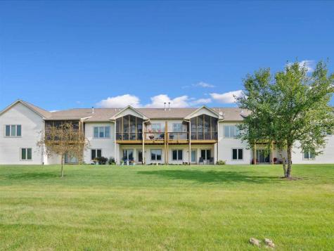 1534 Cedar Vista Lane North Liberty IA 52317