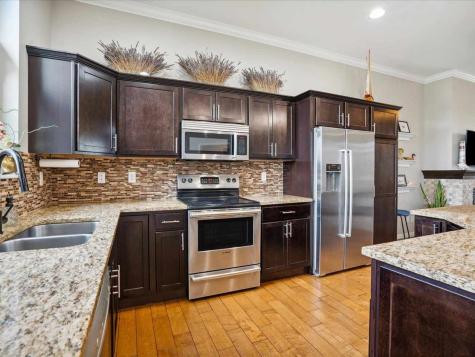 1534 Cedar Vista Lane North Liberty IA 52317