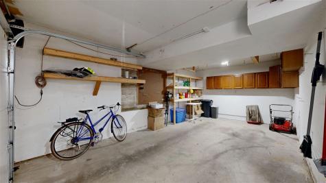 2035 Waterford Drive Coralville IA 52241