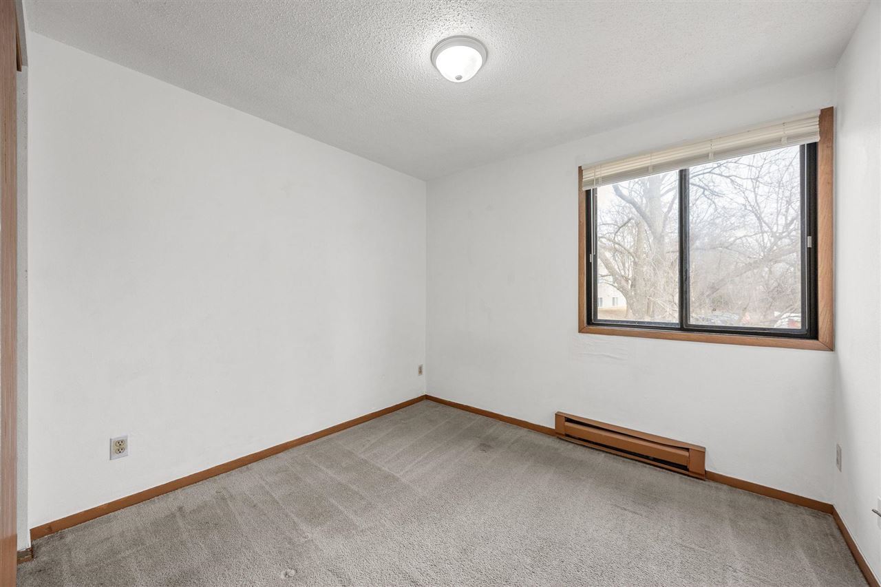 814 Benton Drive Iowa City IA 52246