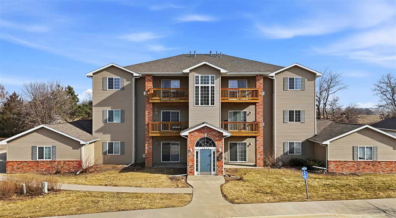 2824 Triple Crown Lane Iowa City IA 52240