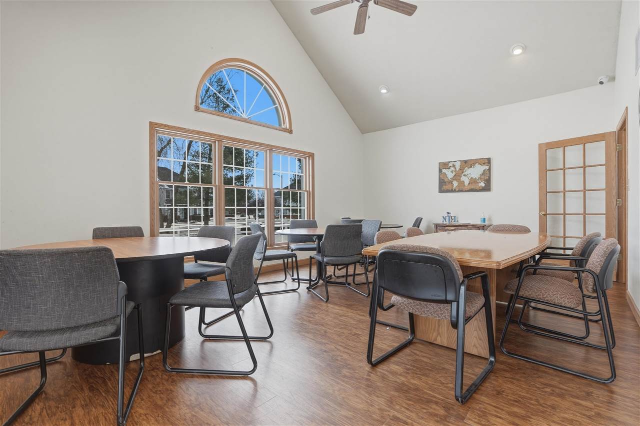 2824 Triple Crown Lane Iowa City IA 52240