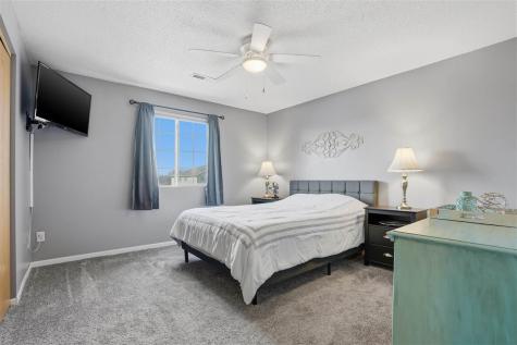 2824 Triple Crown Lane Iowa City IA 52240