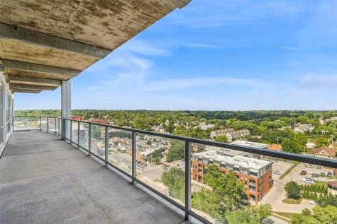 404 E College Street Iowa City IA 52240
