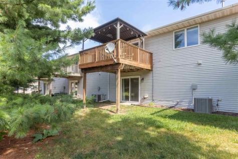 408 Sugar Creek Ln Unit G North Liberty IA 52317