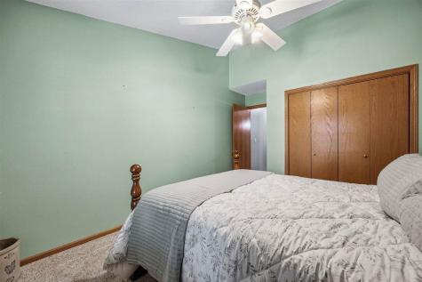 2340 Catskill Court Iowa City IA 52245