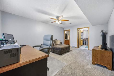 2340 Catskill Court Iowa City IA 52245