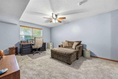 2340 Catskill Court Iowa City IA 52245