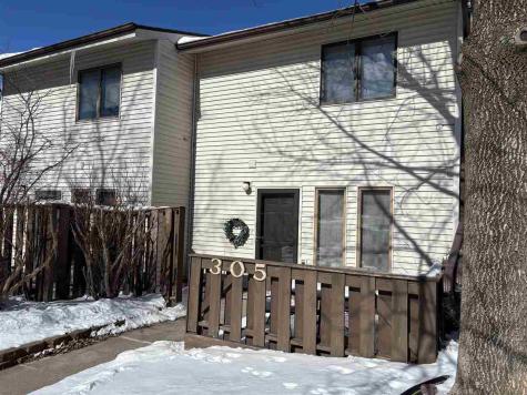 305 Samoa Court Iowa City IA 52246