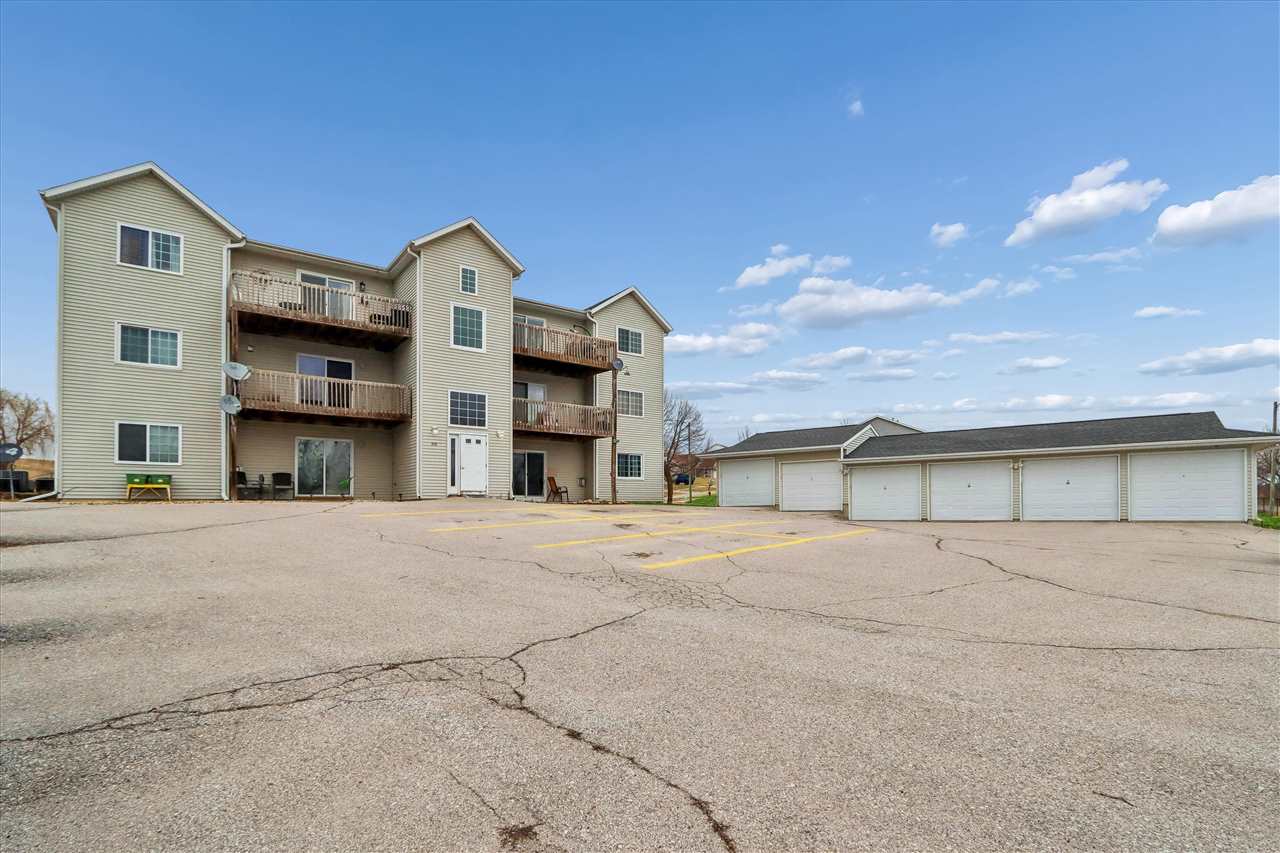 409 James Boulevard Oxford IA 52322