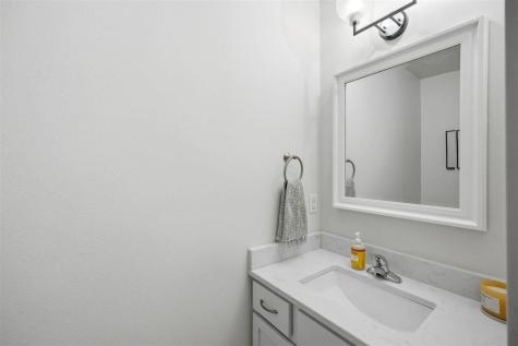 1237 Ronald Way North Liberty IA 52317