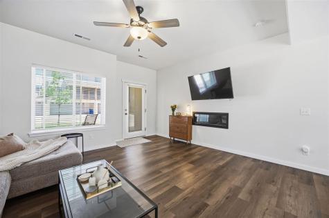 1237 Ronald Way North Liberty IA 52317