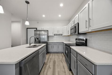 2494 Roycroft Alley Marion IA 52302