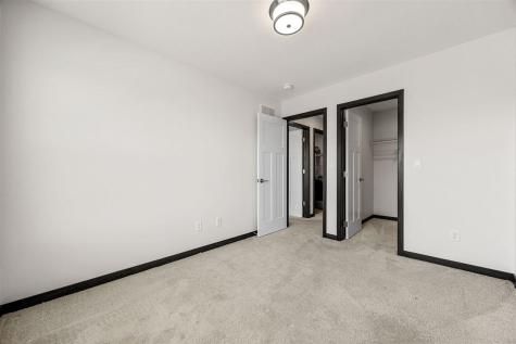 2494 Roycroft Alley Marion IA 52302