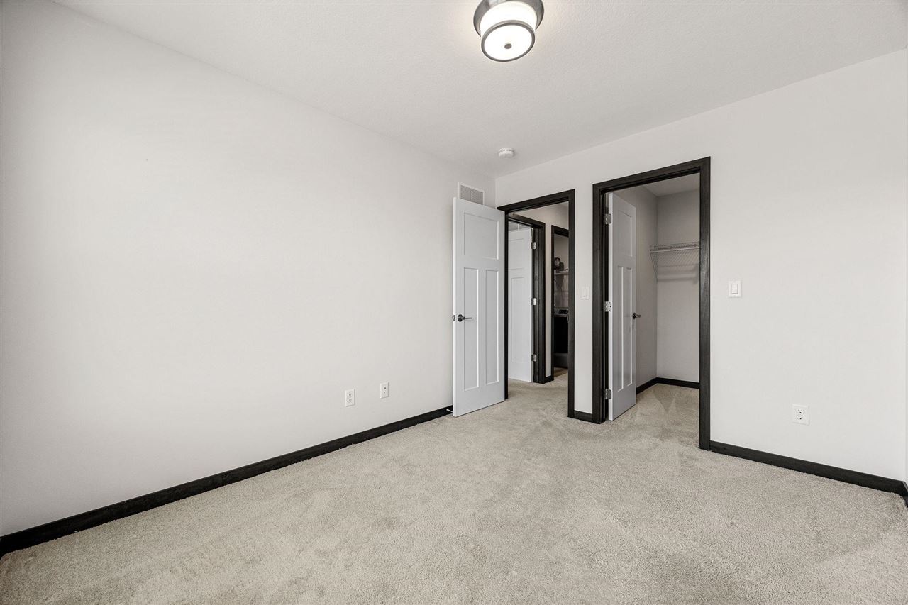 2494 Roycroft Alley Marion IA 52302