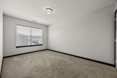 2494 Roycroft Alley Marion IA 52302