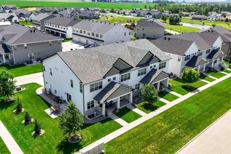 2494 Roycroft Alley Marion IA 52302
