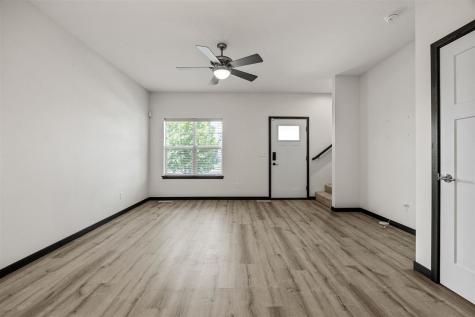 2494 Roycroft Alley Marion IA 52302