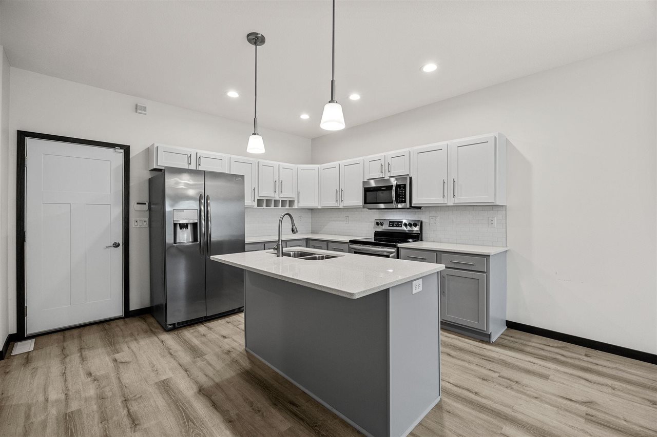 2494 Roycroft Alley Marion IA 52302