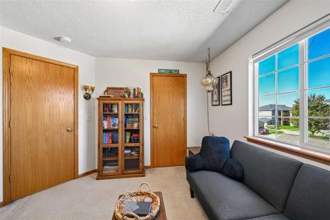 2780 Triple Crown Lane Iowa City IA 52240